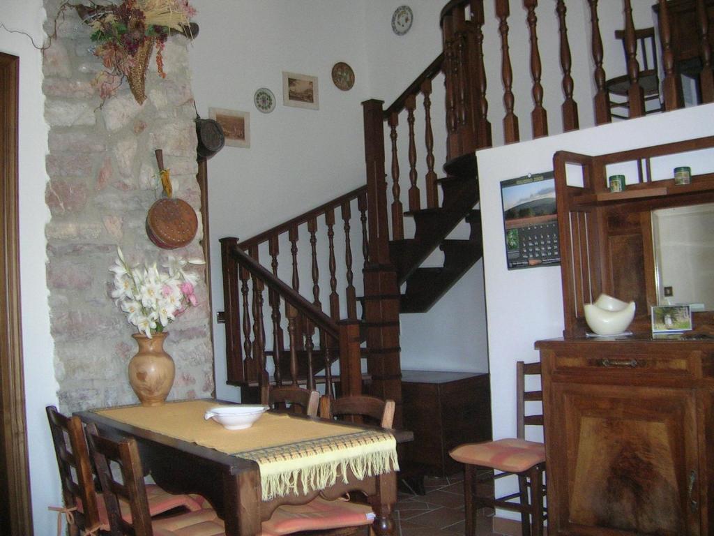 B&B La Terrazza Del Subasio Asís Exterior foto